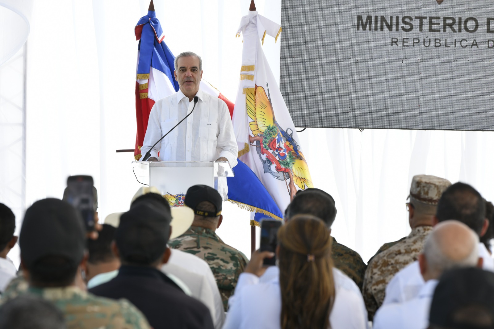 Abinader-Inaugura-Innovador-Hospital-en-Dajabon.jpeg