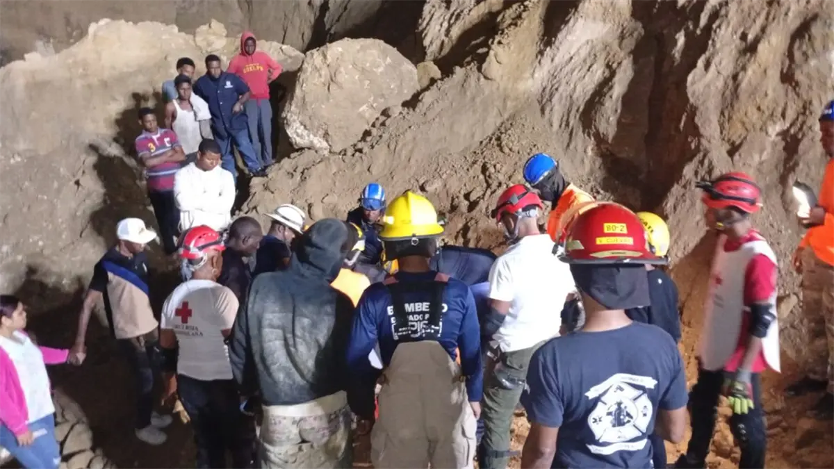 Cuerpo-de-trabajador-rescatado-tras-derrumbe-en-mina-de-Nigua.webp