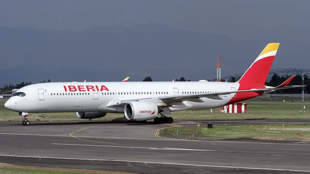 Iberia-y-Mitur-incrementaran-un-30-los-vuelos-a-Republica.webp