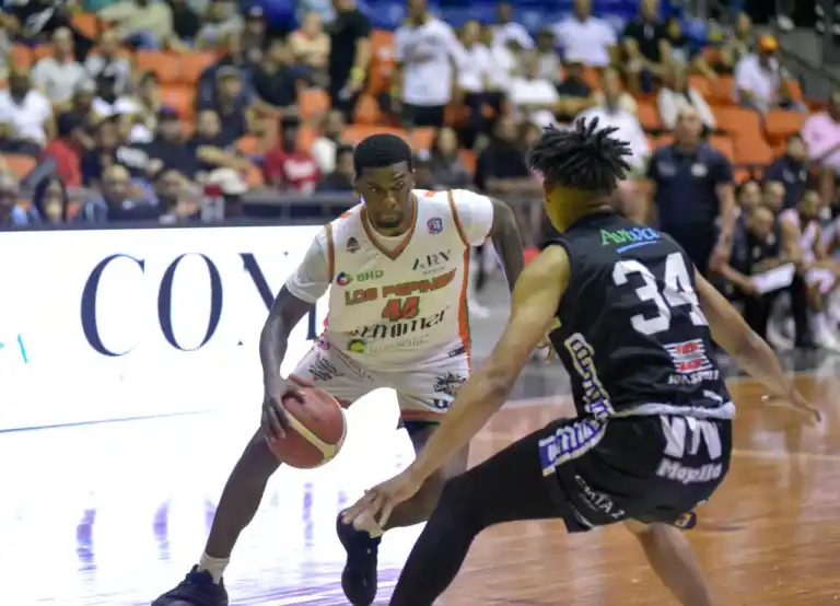 Santiago-Baloncesto.webp.webp