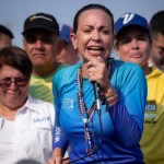 Machado felicita a Trump y le dice que Venezuela vive "días decisivos" tras sus elecciones