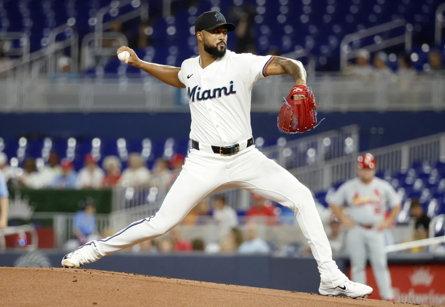 Sandy Alcántara enfrentará a Venezuela.