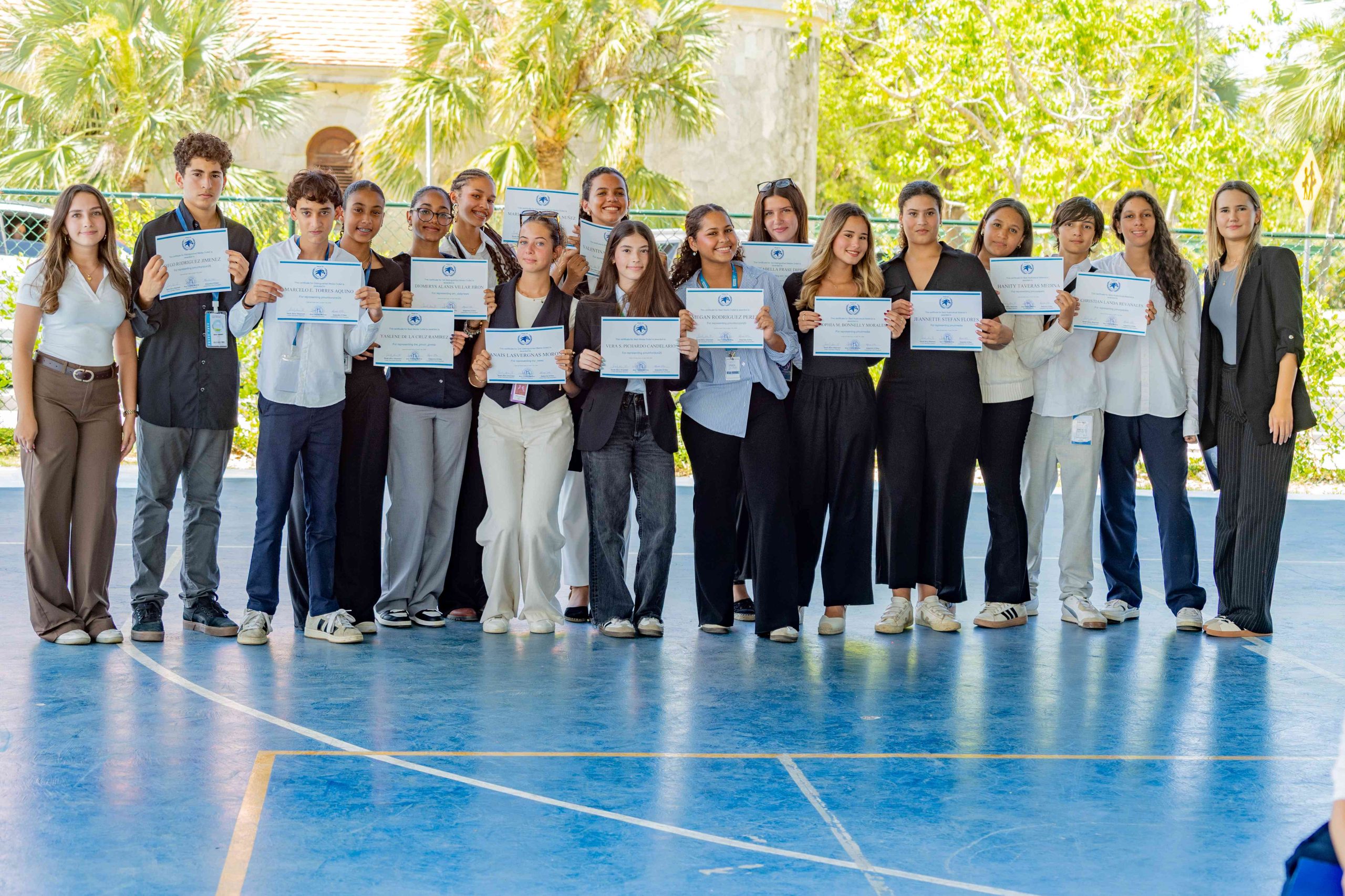 Estudiantes-participando-del-Puntacana-Model-United-Nations-3.jpg