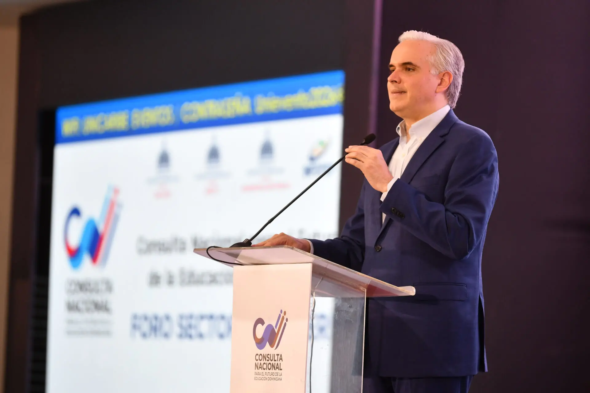 Luis-Miguel-de-Camps-ministro-de-Educacion-29-06-26-fe-26.jpg.webp.webp