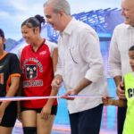 Presidente-Abinader-y-alcalde-Ulises-Rodriguez-entregan-renovado-techado-deportivo-que-beneficiara-a.jpeg