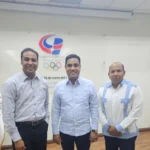 Wily-Gonzalez-presidente-FDA-Ing.-Kelvin-Cruz-ministro-de-De-portes-y-Recreacion-y-Braulio-Ramirez-d.webp