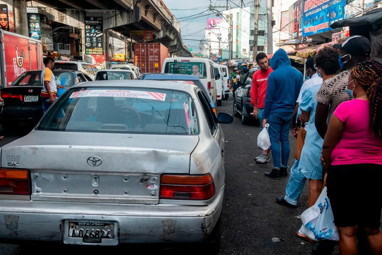 Choferes-del-transporte-publico-anuncian-alza-de-precios-en-los-pasajes.jpg.webp.webp