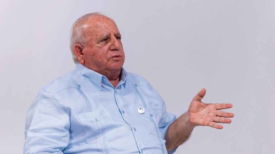 imagen-17042024-cafecito-politico-con-el-dr.-jose-fadul-matias-boncosky03-focus-min0.02-0.3-896-504.jpeg