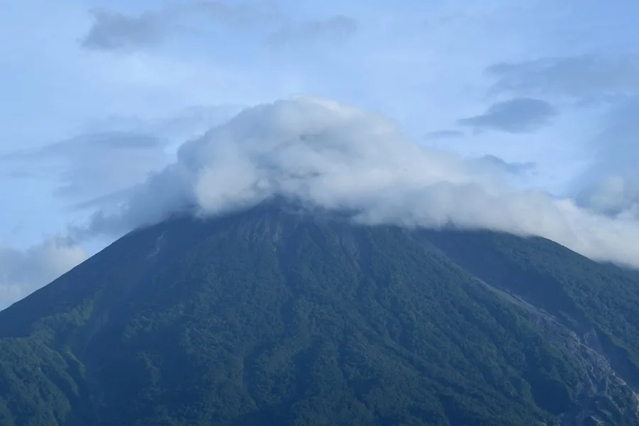 Volcan_de_Fuego_Guatemala.webp.webp