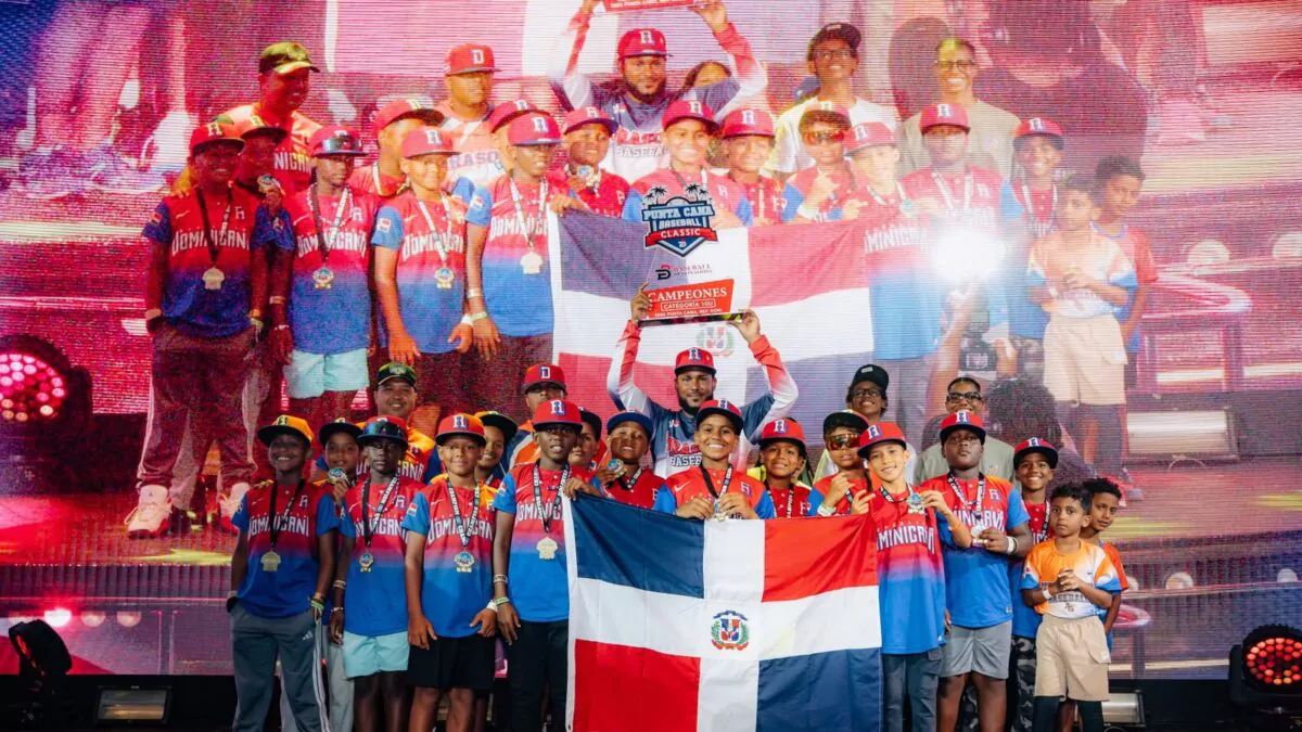 rd-se-corona-campeon-en-el-punta-cana-baseball-classic-2026-la-academia-los-gir-20260814-202835-fuEp.webp