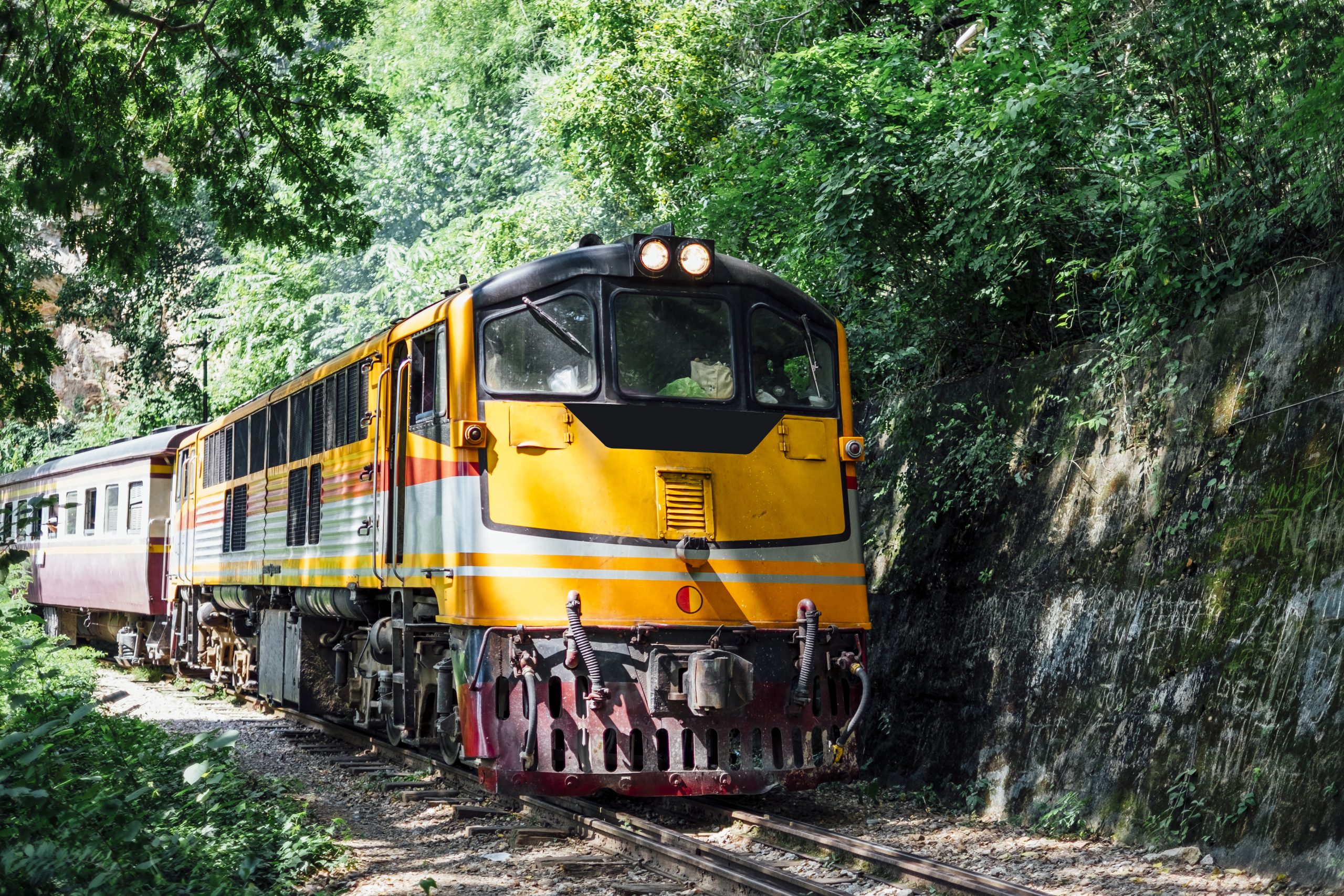 old-train-thailand.jpg